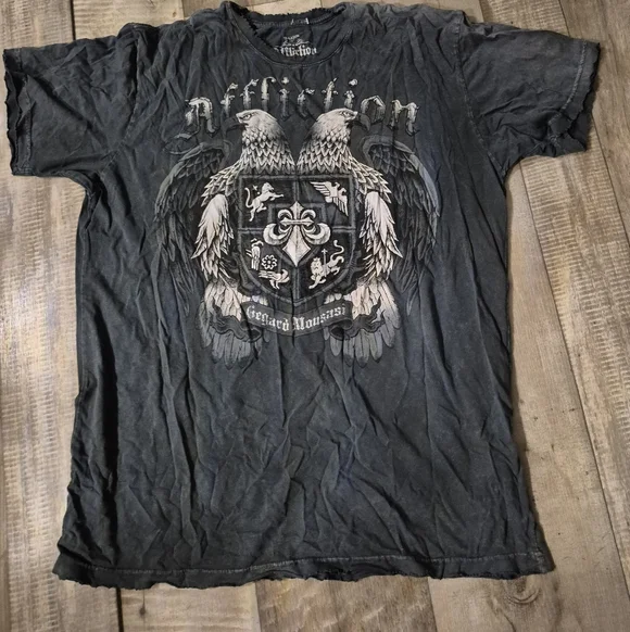 Affliction Short Sleeve Rare Tee with Angel Wing Print XXL Unisex - Picture 2 of 3